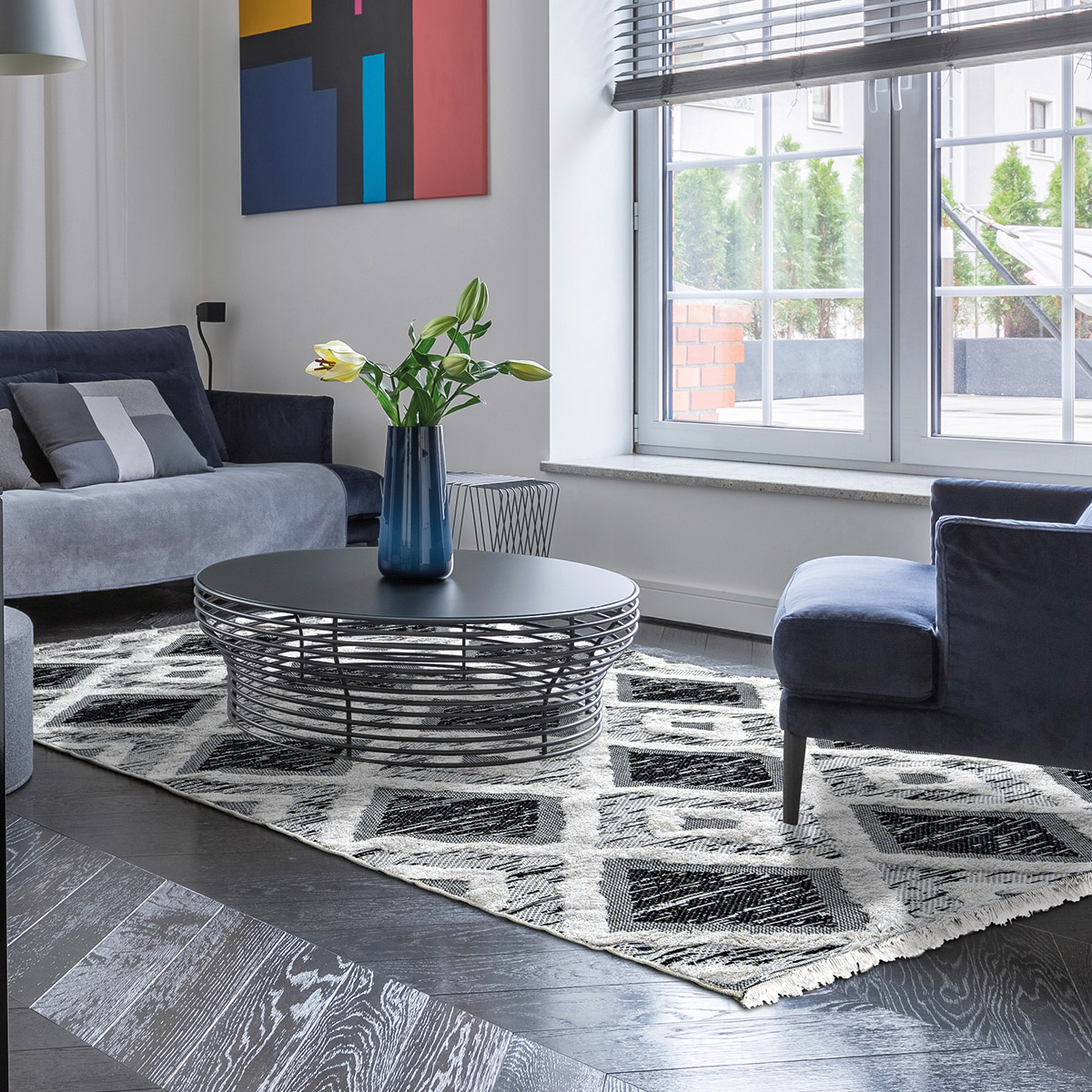 Bright,Living,Room,With,Sofa,,Armchair,And,Big,Window,With